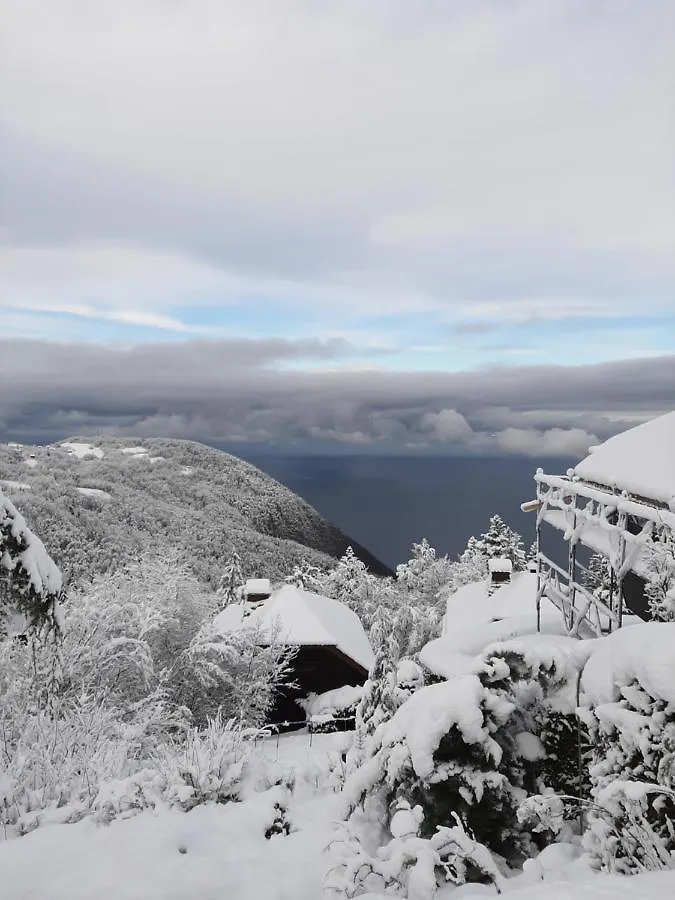Chalet Vue Lac Leman A 1000 Metres D Altitude Meillerie
